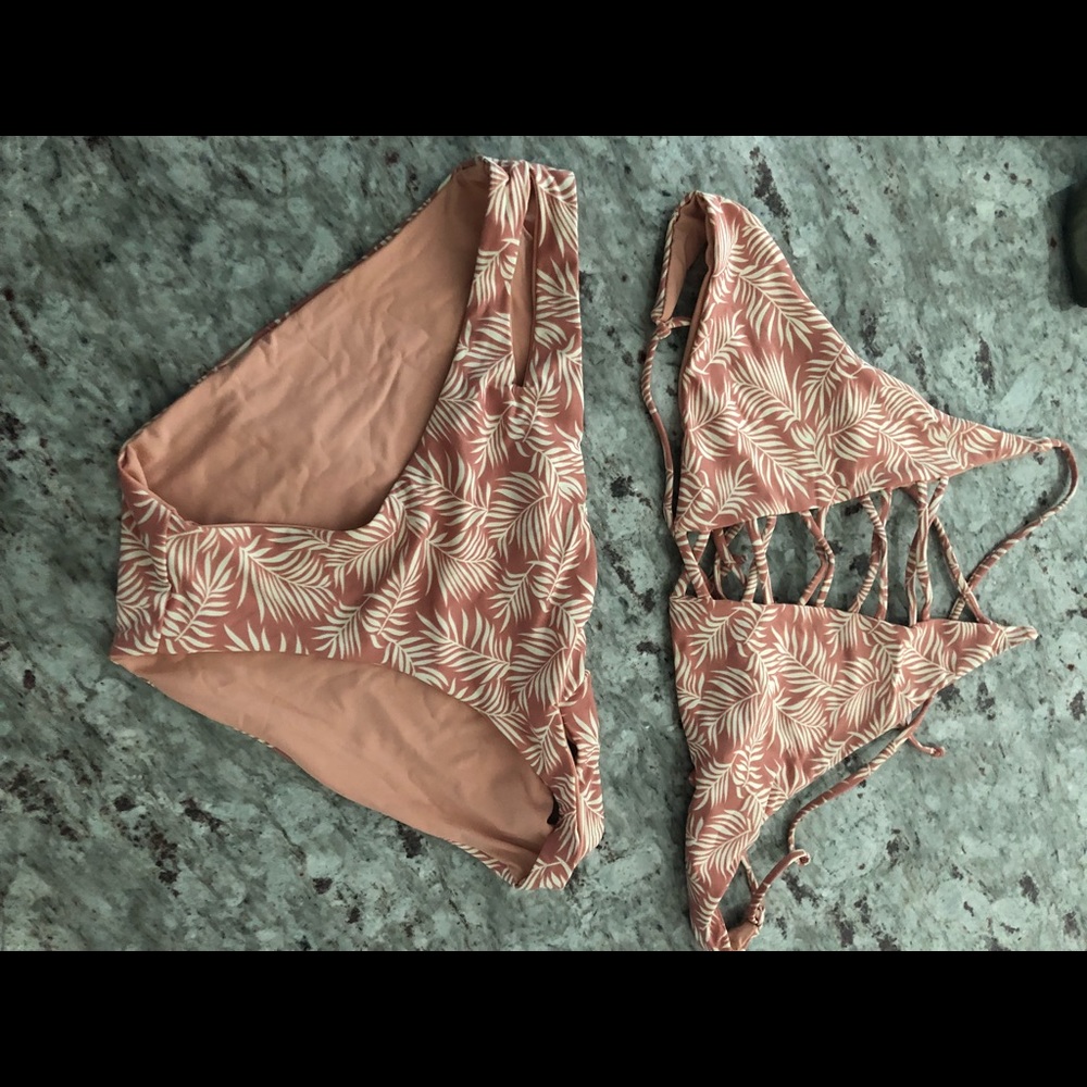 Bathing suit
